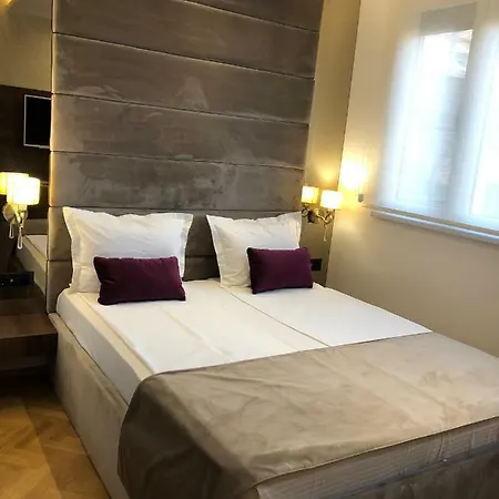 Aria Royal * Belgrade